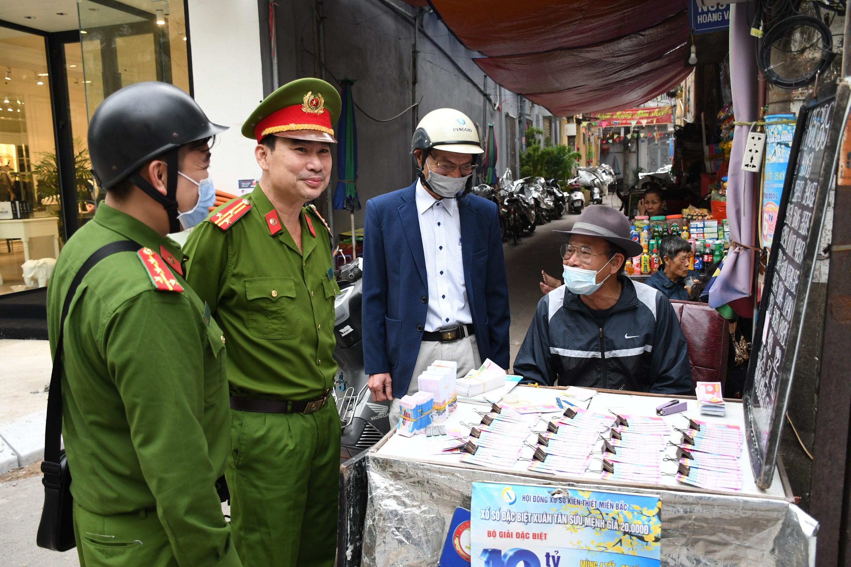 Tuyên truyền lưu động phòng, chống tệ nạn cờ bạc dưới hình thức số đề